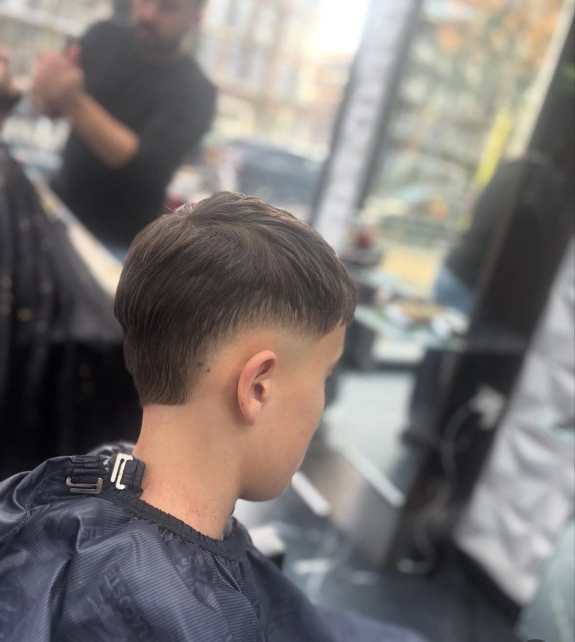 Burst Fade - Kapsel bij Ossy Kapsalon Amsterdam